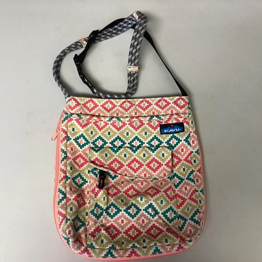 KAVU Keeper Canvas Crossbody Geometric Pattern Pink Green Beige Adjustable Strap